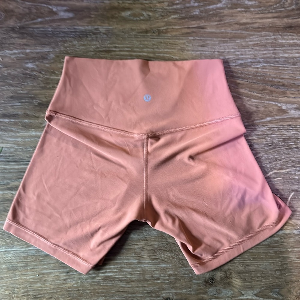 Lulemon biker shorts size 6, inseam 6”